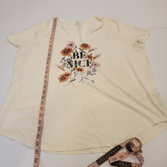 Be Nice Fall Floral Graphic Tee Size 2X NWOT! - Picture 7 of 11